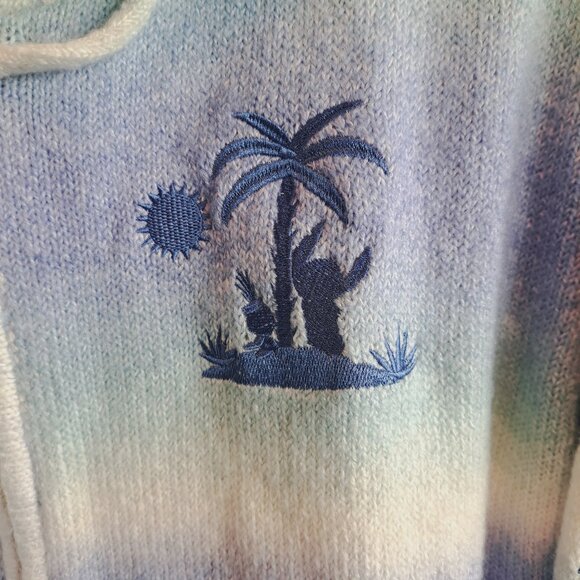 Disney Embroidered Lilo & Stitch 626 Surfing Watercolor Blues Hoodie Size 2X - Picture 7 of 11
